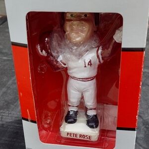 Pete Rose bobblehead